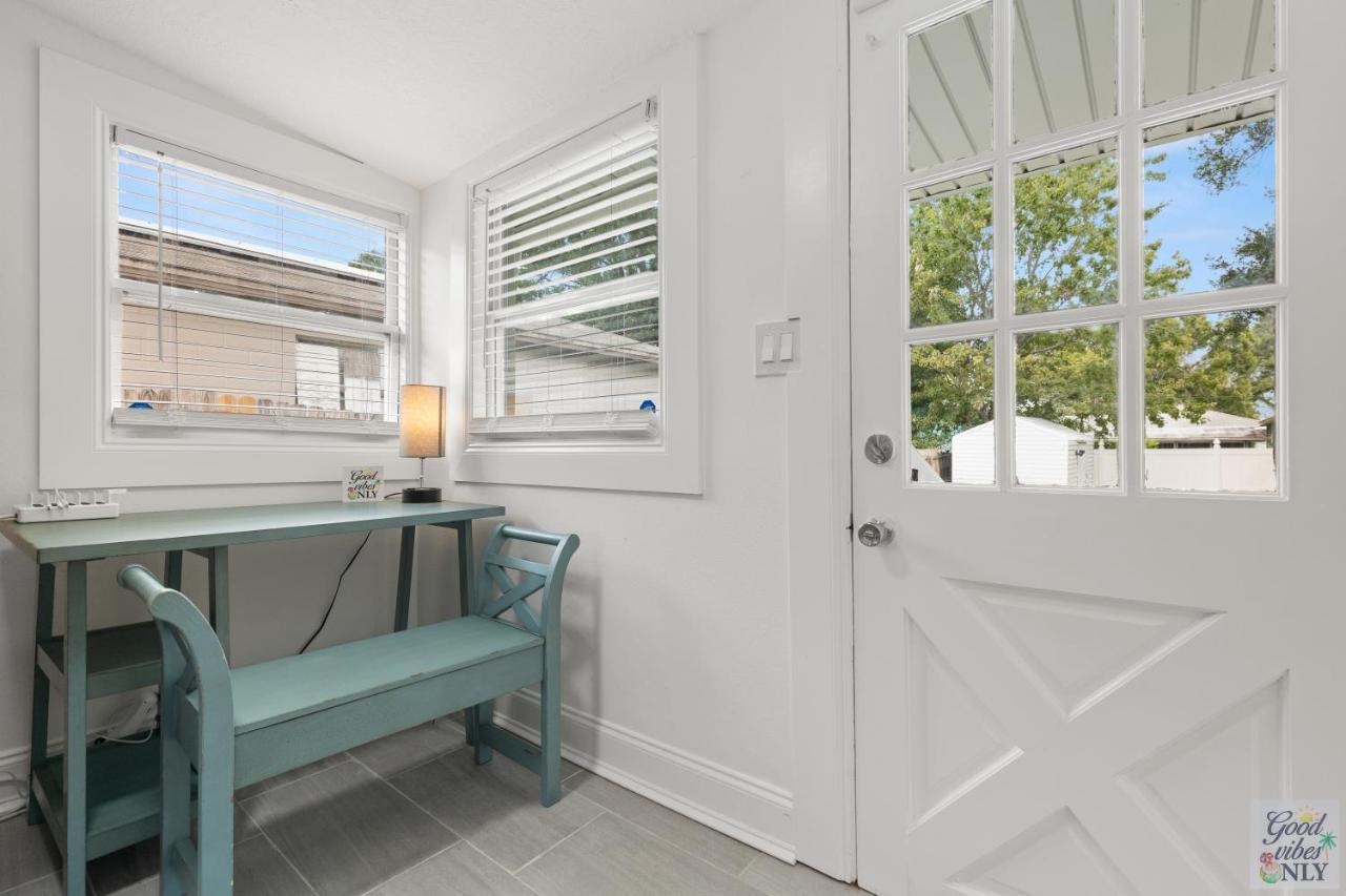 The Good Vibes Only Cottage Tampa Exteriér fotografie